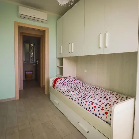 Nuovissimo Con Parcheggio Gratuito マッサ