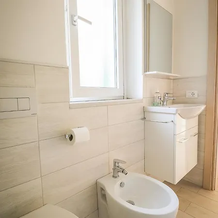 Nuovissimo Con Parcheggio Gratuito