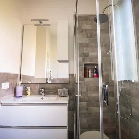 Nuovissimo Con Parcheggio Gratuito *