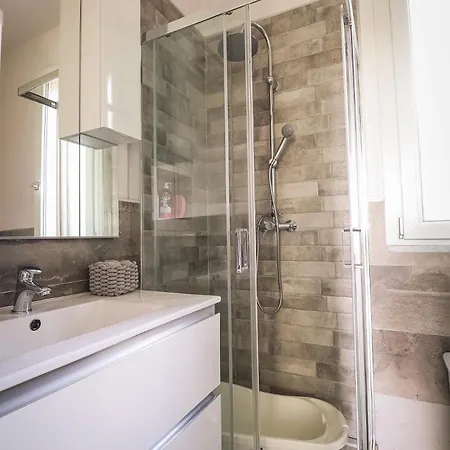 Nuovissimo Con Parcheggio Gratuito Apartment *