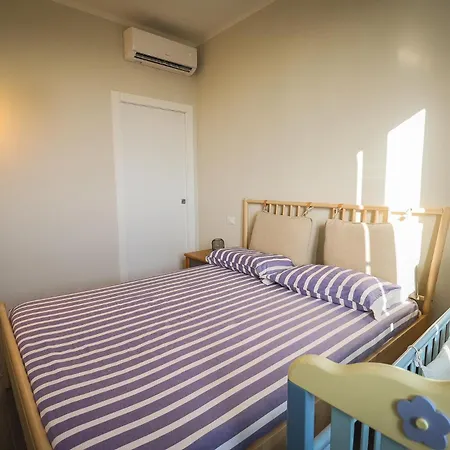 Nuovissimo Con Parcheggio Gratuito アパート マッサ